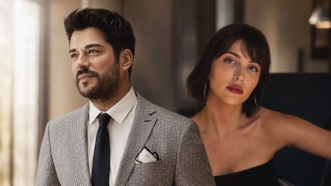 بايزا غومولجيني بطلة مسلسل مكان شروق الشمس أمام بوراك أوزجيفيت